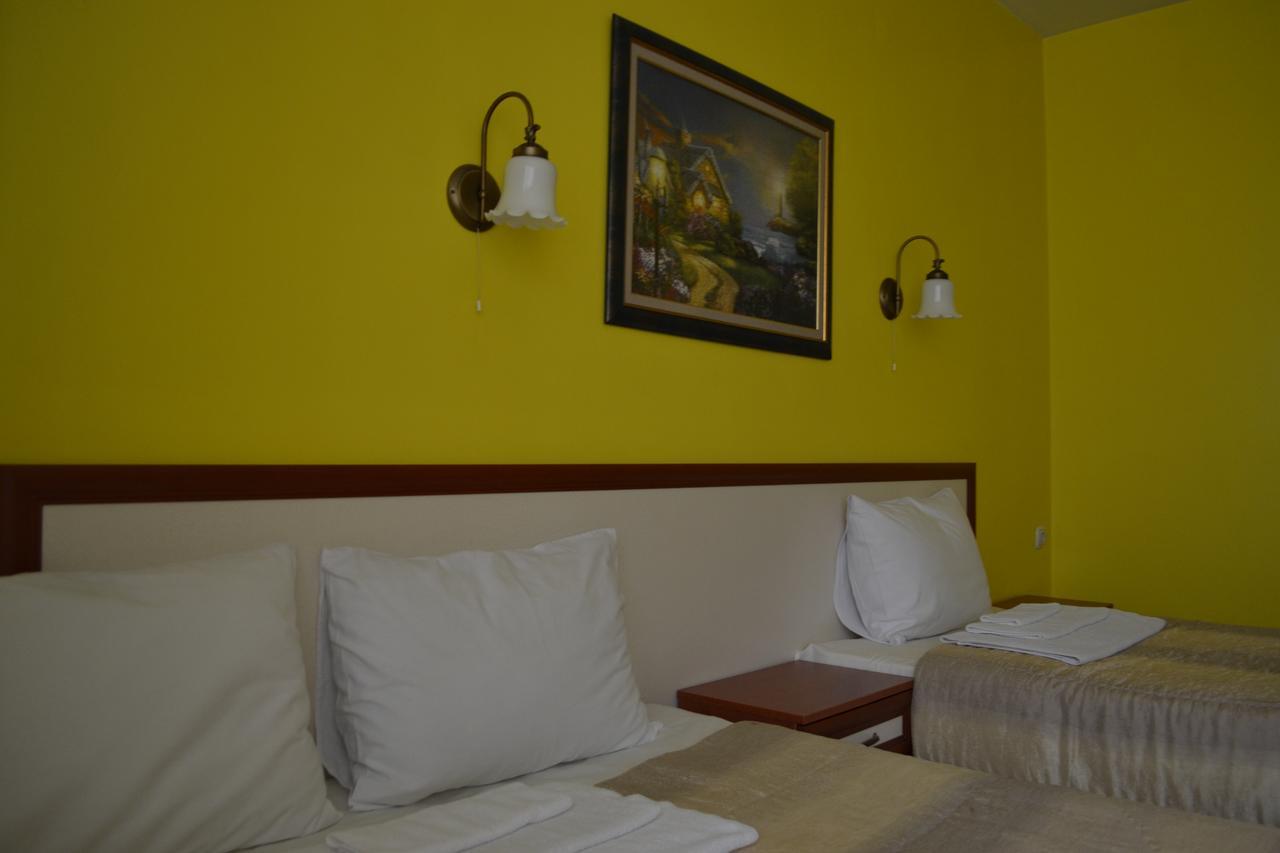Hotel Perla Gorna Oryakhovitsa Exterior photo