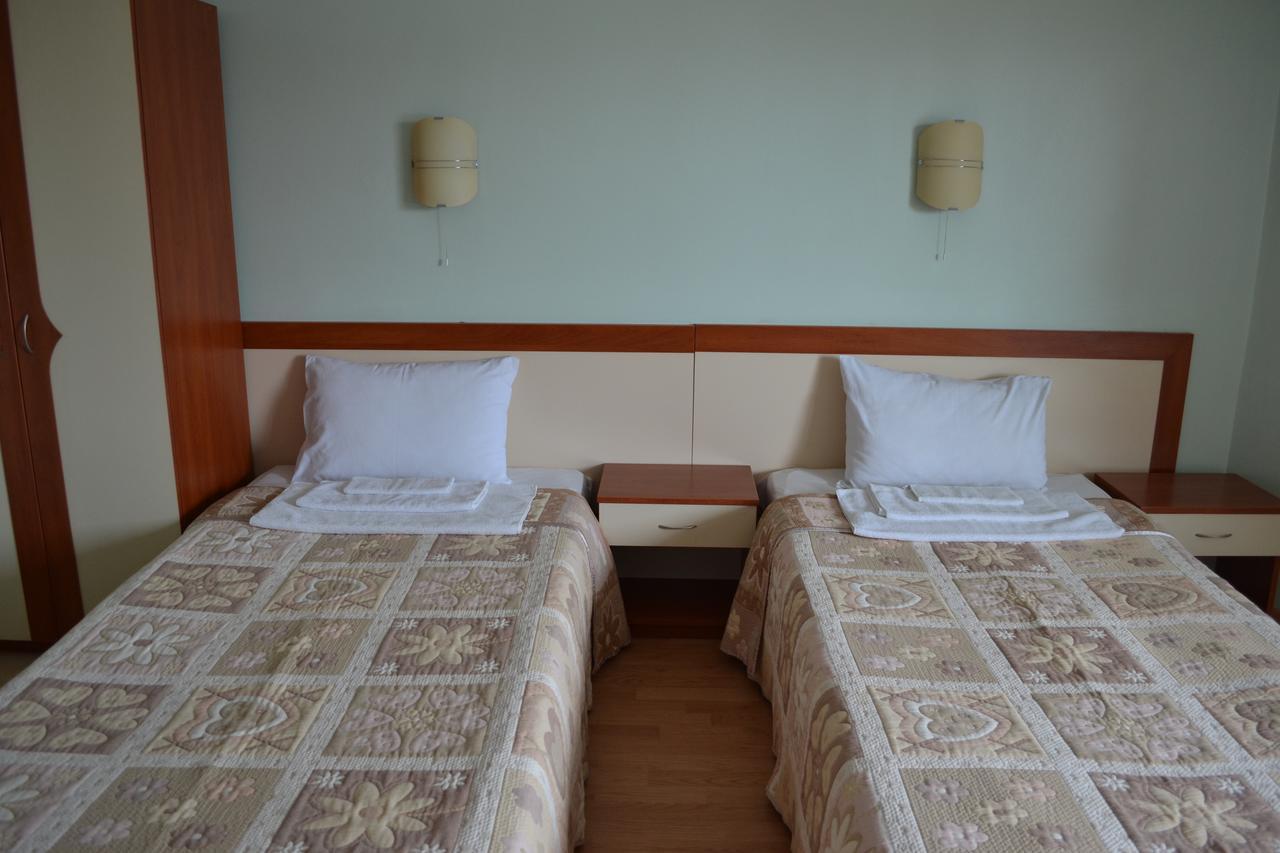 Hotel Perla Gorna Oryakhovitsa Exterior photo